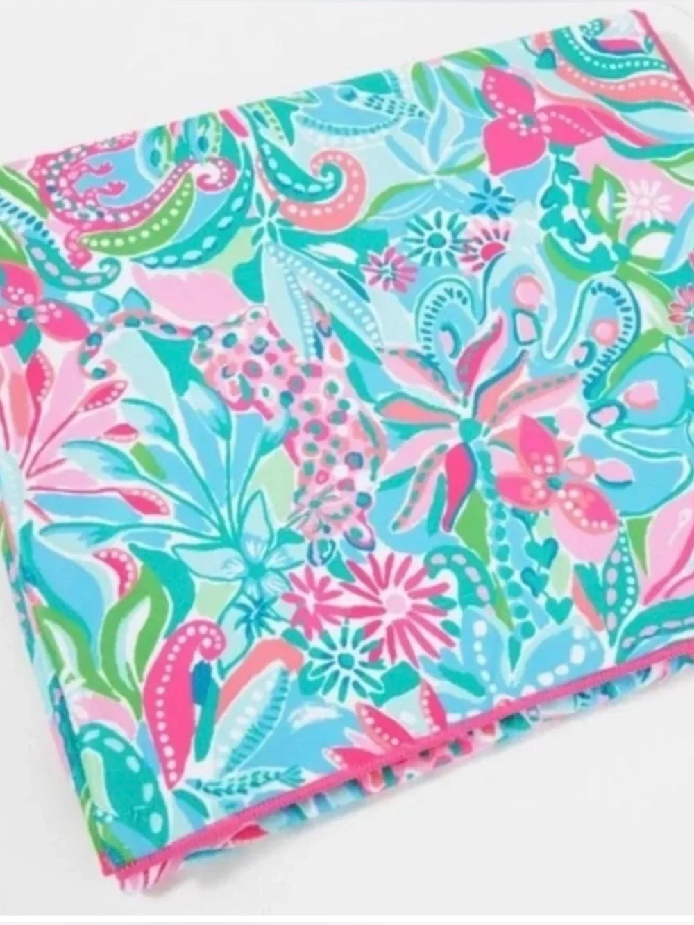 Lilly Pulitzer lounge beach towel 40x72